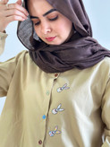 شومیز بهاره گلدوزی خرگوش(رنگ کرم نخودی)